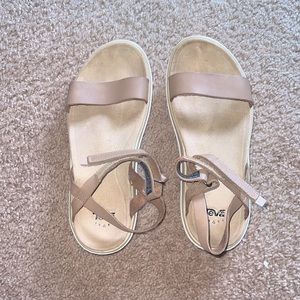 Teva tan sandal